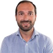 Docente de informática y ofimática da clases particulares online a niños y adultos